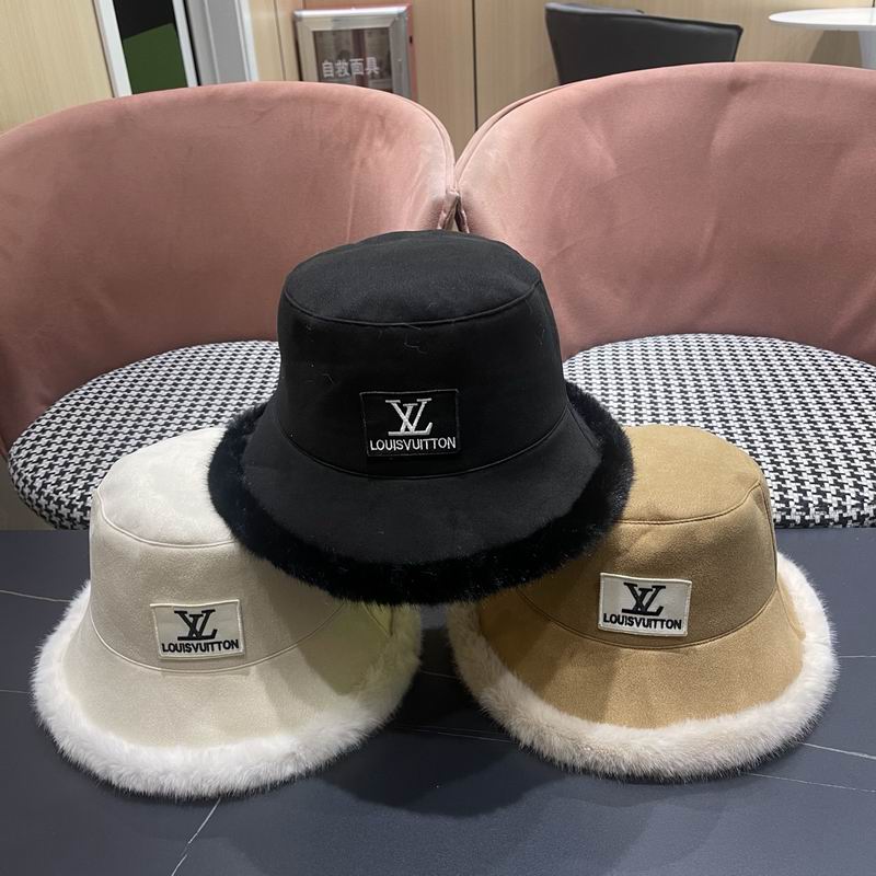 LV hat 122605
